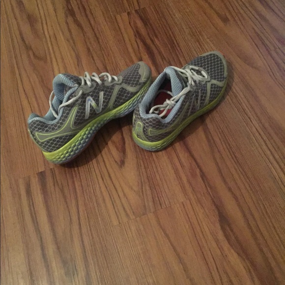New Balance Shoes - New Balance Size 9